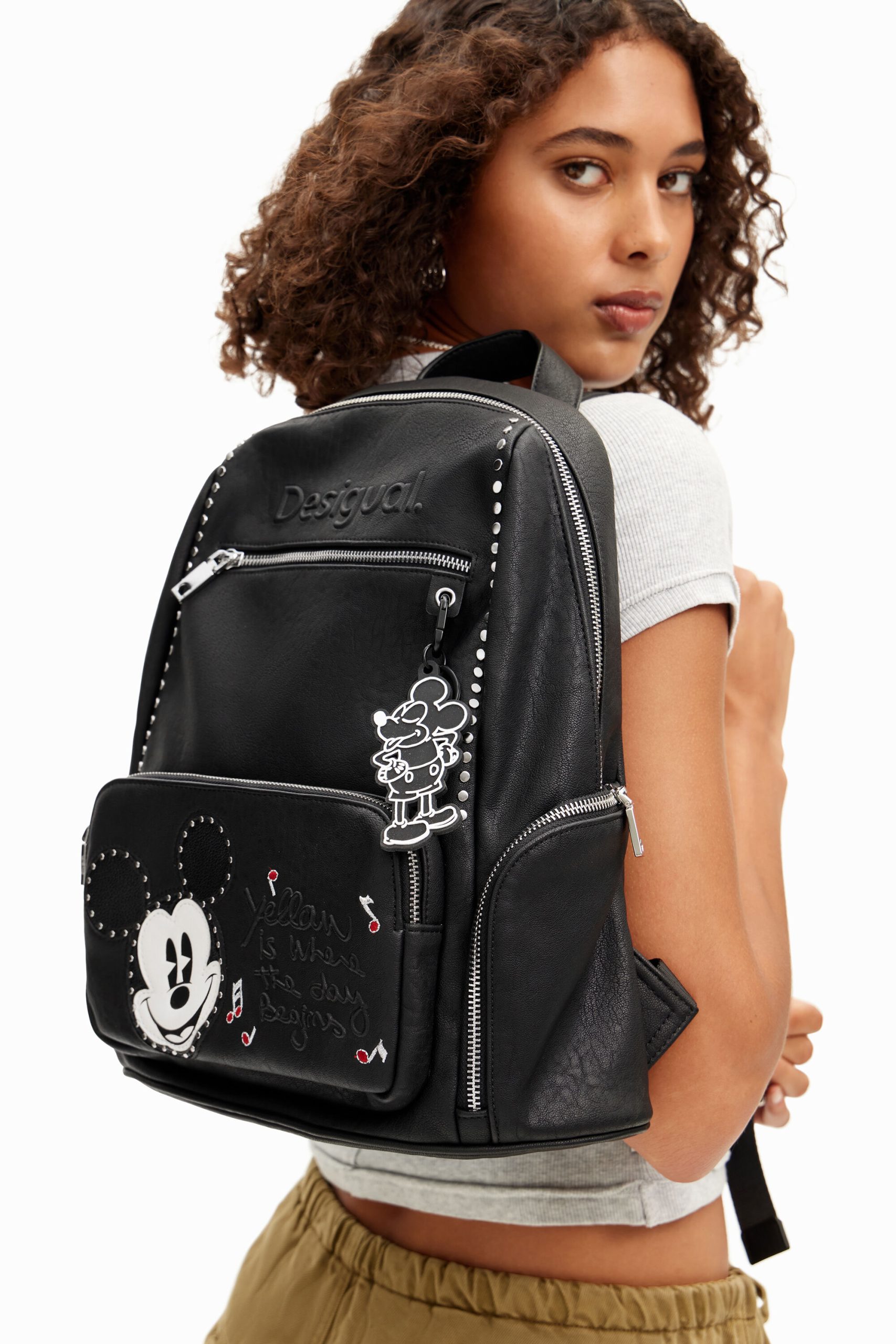 mochila-desigual-mickey-989ttp-1.jpg